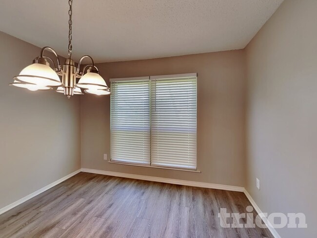 Photo - 4103 Orchard Hill Dr