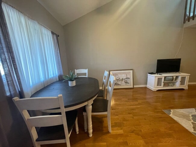 Photo - For Lease - Fully Furnished 2 BR | 1.5 BA ...