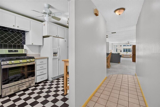 Photo - 2850 59th St S Unit 314