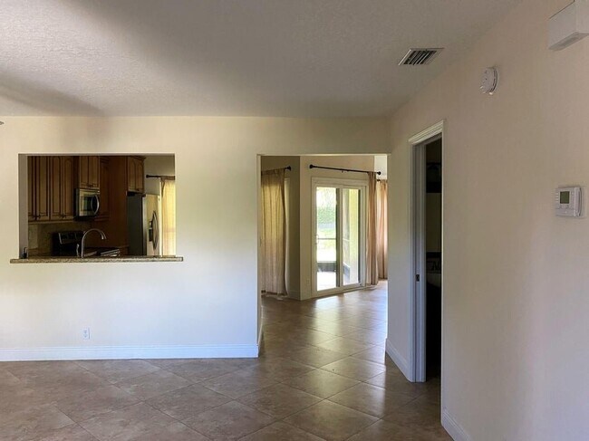 Photo - 9348 Ketay Cir