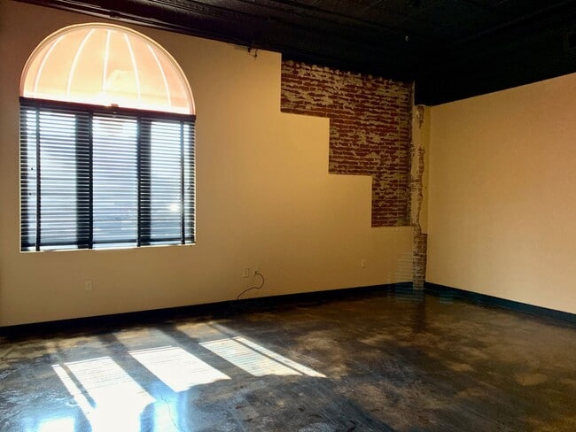 Photo - 110 W Huntington Ave Unit Ste C