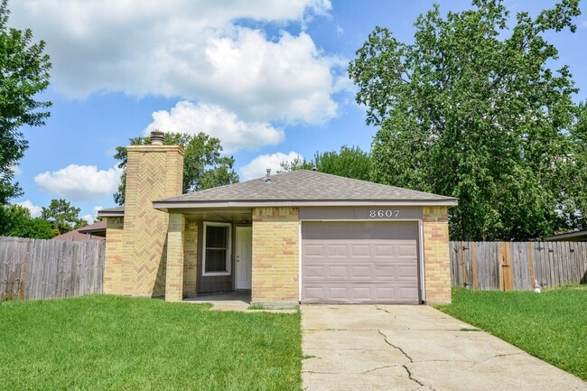Photo - 8607 Crystal Cove Cir