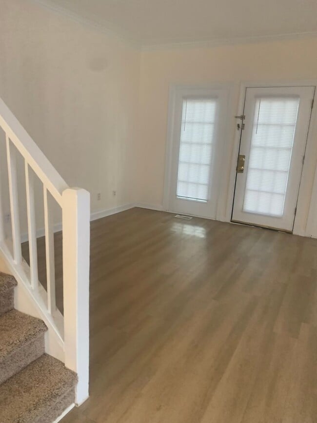 Photo - 6133 Highcastle Ct