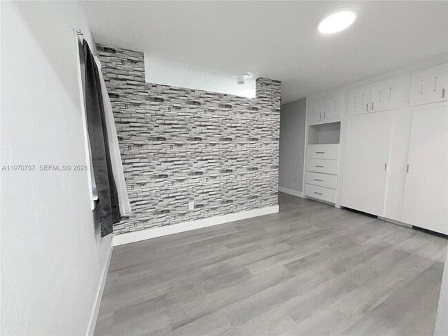 Photo - 1815 McKinley St Unit 1