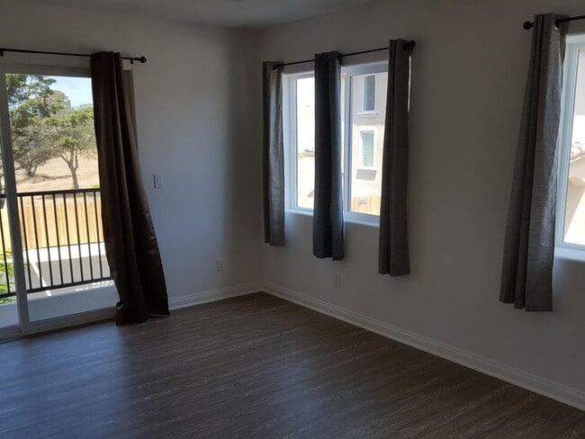 Building Photo - Pismo Beach Condo