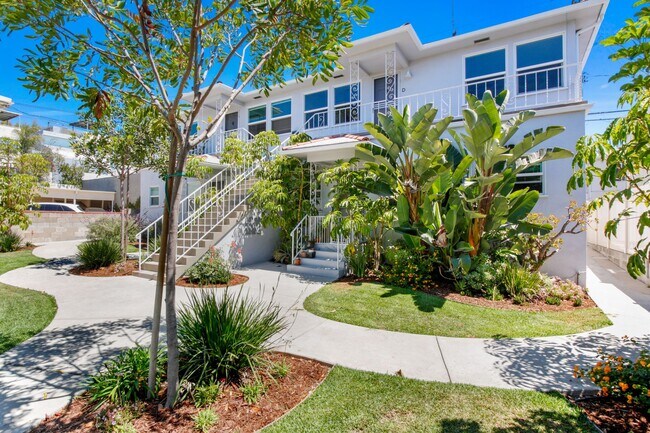 Photo - 1047 19th St in Santa Monica - North of Wilshire Blvd!