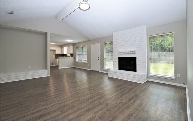Building Photo - 7814 Barnhill Dr