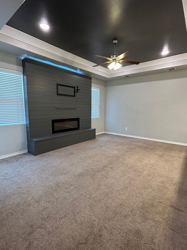 Photo - Beautiful Home is Desert Ridge