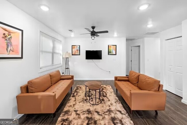 Photo - 2533 Godfrey Dr NW