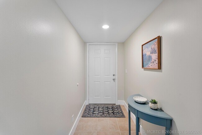 1605 S US Hwy 1 Unit M2-108