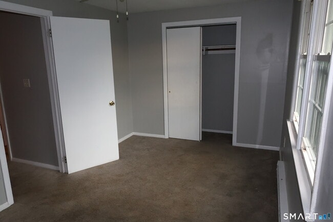 Photo - 353 Scott Rd