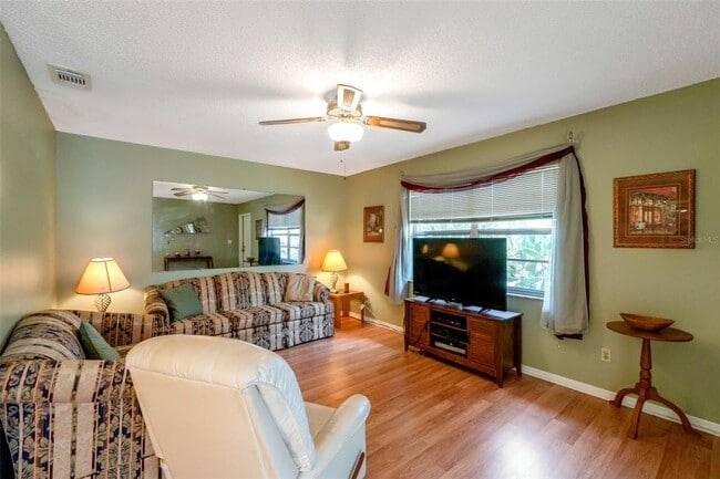 Photo - 1814 Fox Hunt Dr Unit A