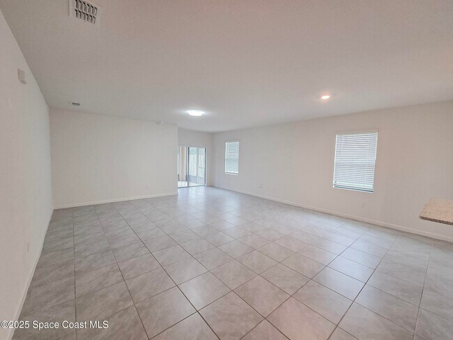 Photo - 1406 Mineral Lp Dr NW