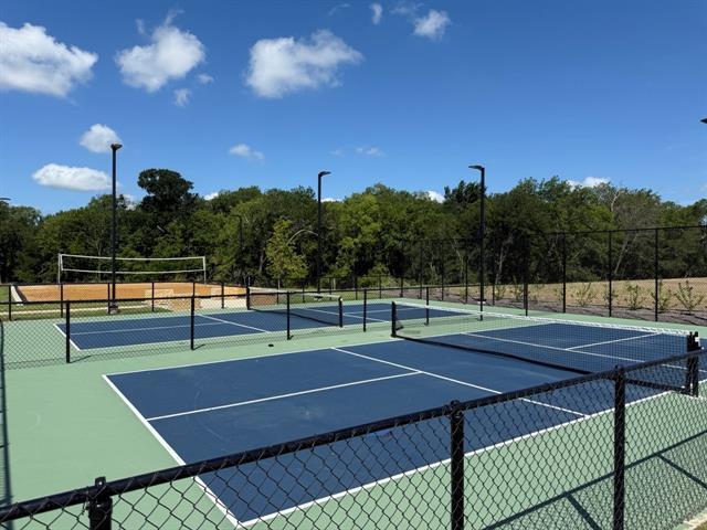 Photo - 1324 McCasland Dr