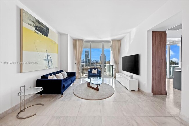 Building Photo - 50 South Pointe Dr Unit 1206