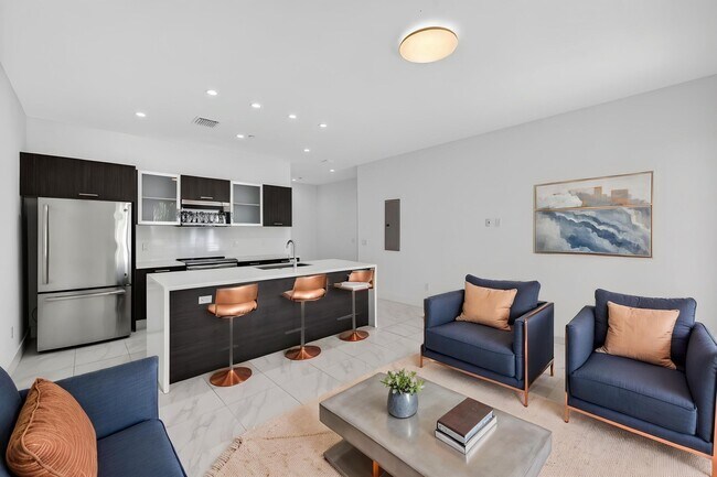 Photo - 1044 NE 18th Ave Unit 203