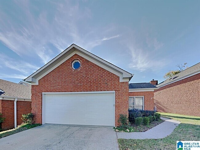 Building Photo - 816 Rockhurst Ln Rental