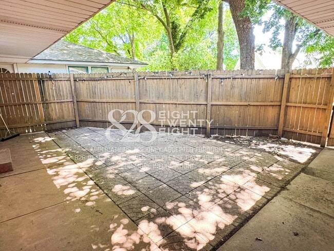 Photo - **COMING SOON FOR JUNE 2026 MOVE IN!** 3 BED/2 BATH DUPLEX - CLOSE TO CAMPUS!