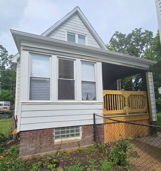 Photo - 11320 S Edbrooke Ave House
