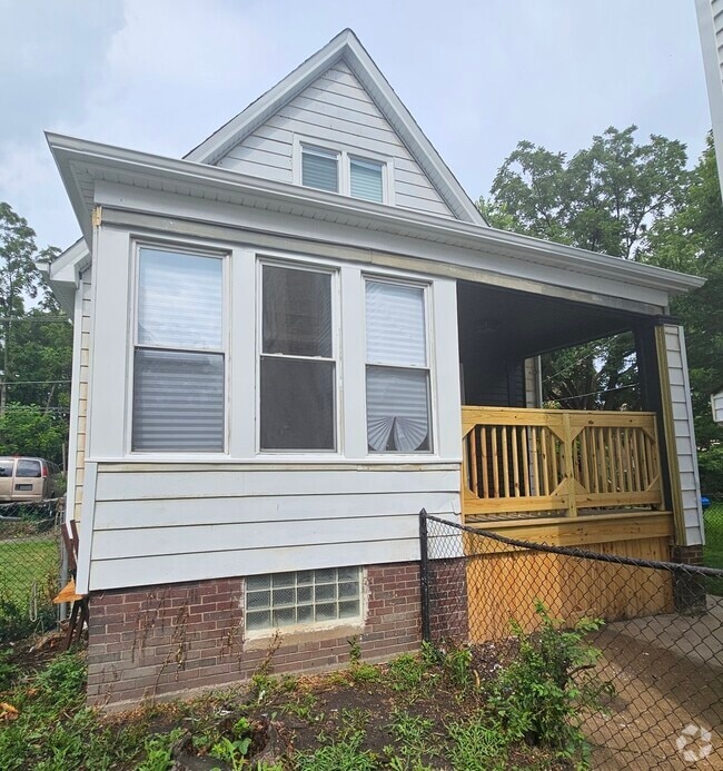 Building Photo - 11320 S Edbrooke Ave Rental