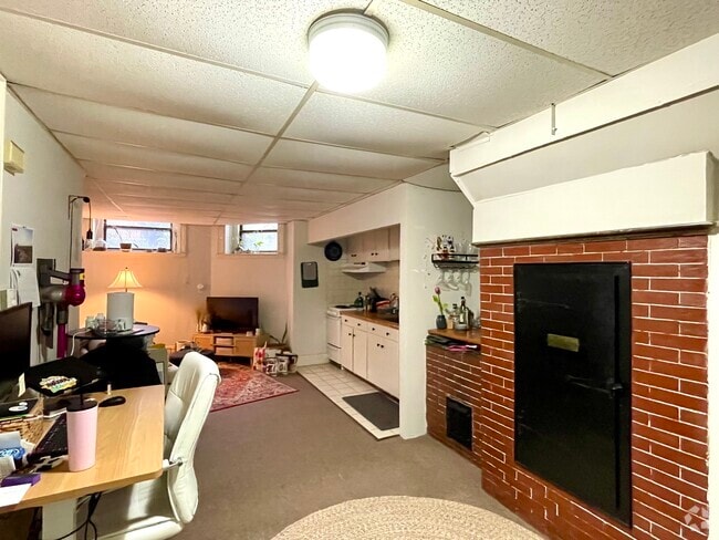 Building Photo - 317 Commonwealth Ave Unit 1A Rental