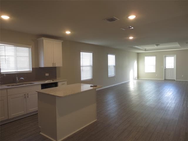 Photo - 4633 Benham Dr