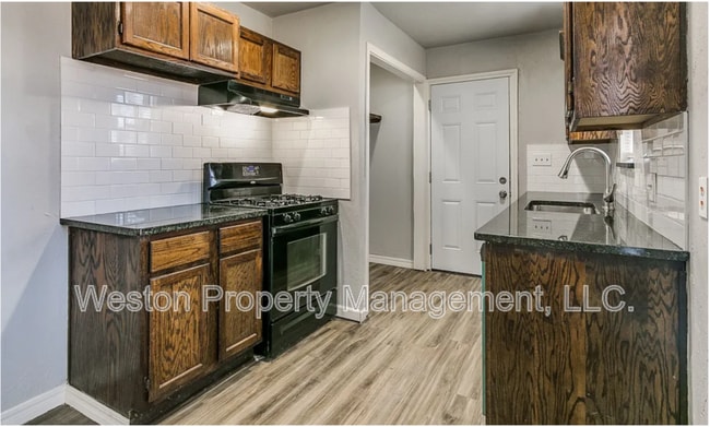 Photo - 1209 NE 43rd St