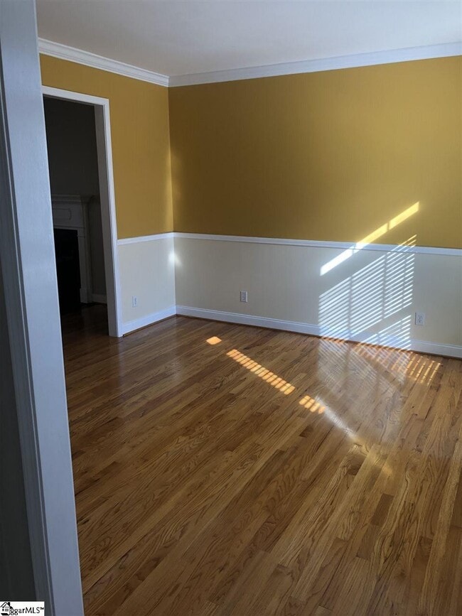 Photo - 310 Summerwalk Pl