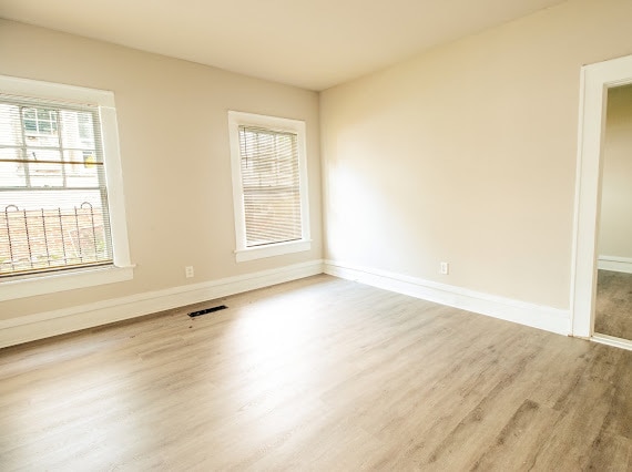 Photo - 1611 15th Ave N