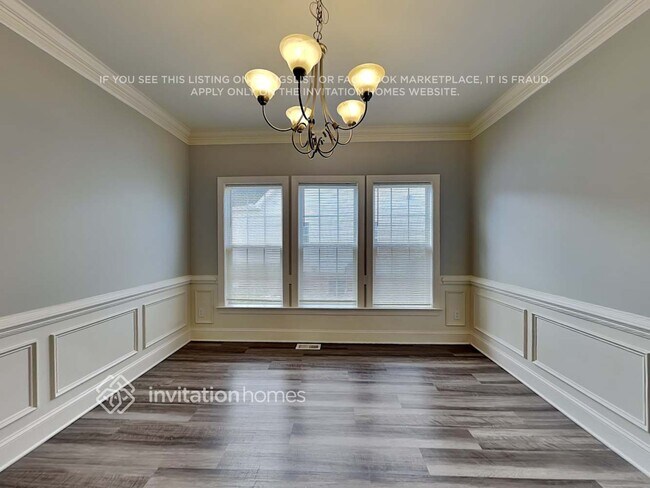 Photo - 2008 Watsonia Dr