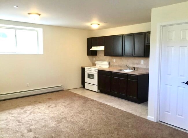 Photo - 286 Loretto St