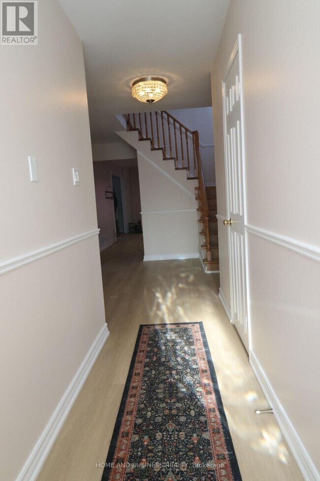 Photo - 10 Hudson Dr