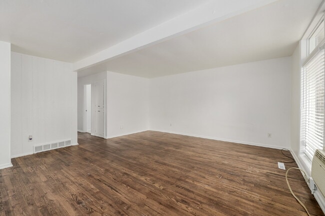 Photo - Remodeled 2 bedroom, 1 bath duplex for rent