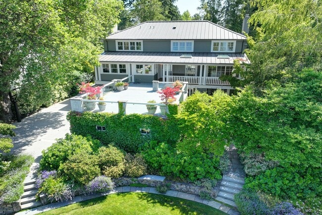 Photo - 5Bd/3.5Ba Medina House