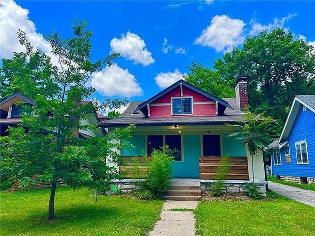 Charming, Updated 3-bedroom 2-bath home!! - Charming, Updated 3-bedroom 2-bath home!!