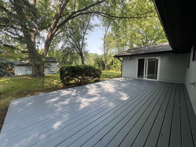 Photo - 16260 W Arlington Dr