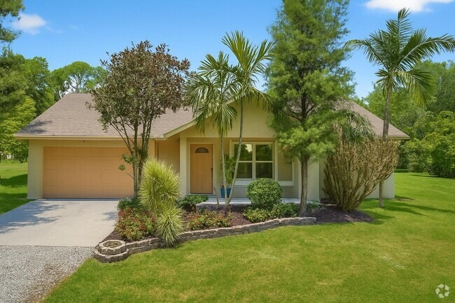 Building Photo - 16971 Mayfair Dr E Rental