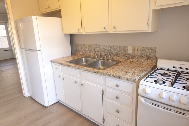 Photo - 1911 Manteo Ct