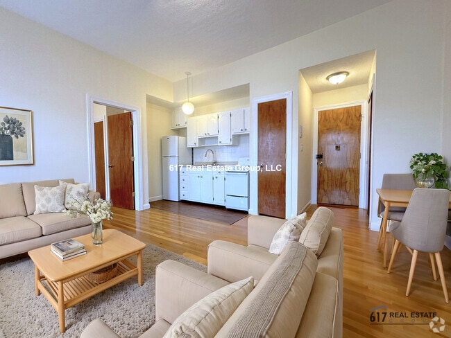 Building Photo - 176 N Beacon St Unit 01 Rental