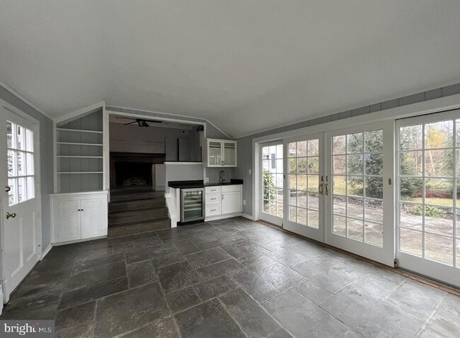 Photo - 7309 River Rd