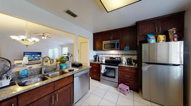 Photo - 1413 Tiverton Dr