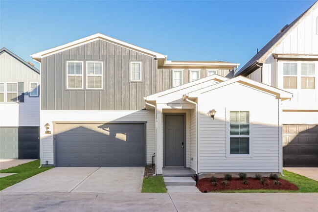 Building Photo - 22726 Terrazzo Dr