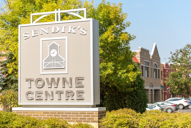 PrairieWalk At Towne Centre