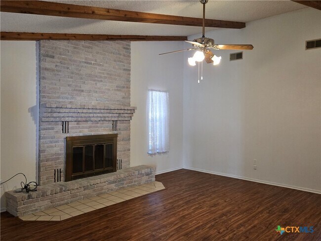 Photo - 248 Hilltop Dr