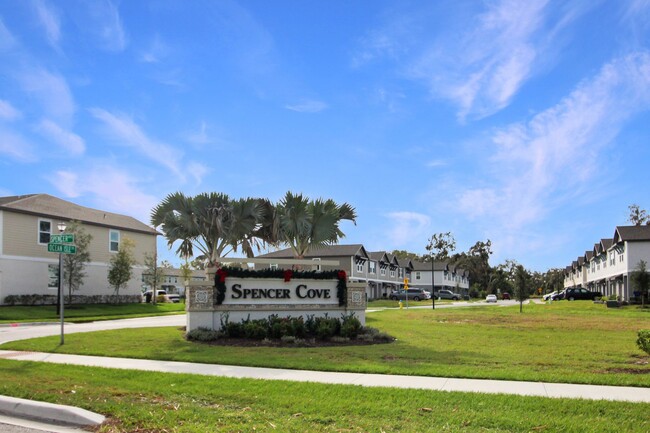 Spencer Cove Annual Townhouse for Rent - Spencer Cove Annual Townhouse for Rent