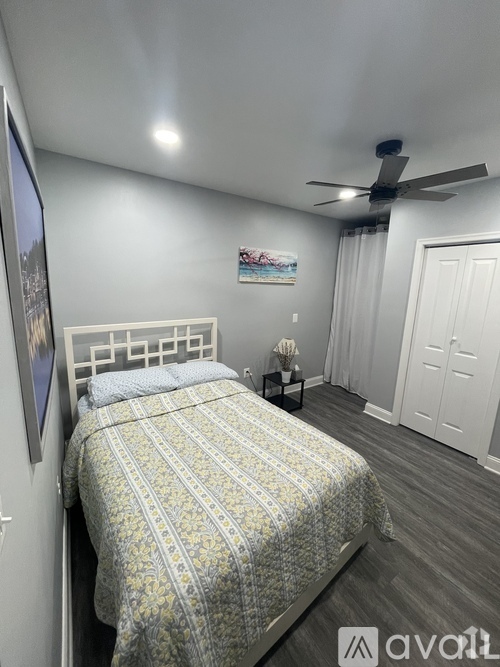 Building Photo - 2047 S 19th St Rental