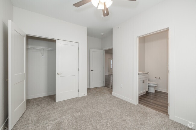 3BR, 3BA - 1212SF - Third Bedroom
