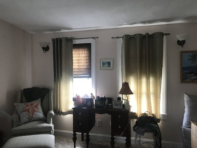 bedroom - 182 Palmer St Unit 1