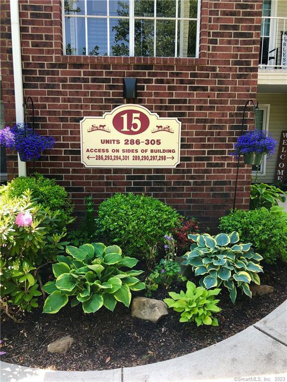 Photo - 298 Carriage Crossing Ln Unit 298