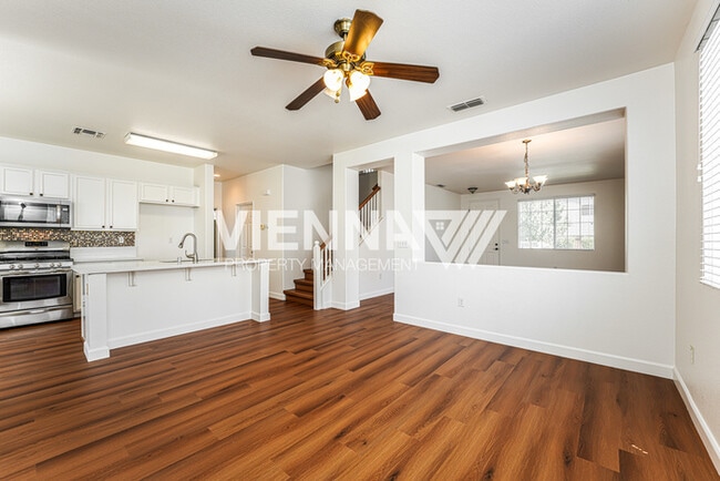 Photo - Nice House in Roseville for Rent!